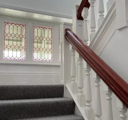 The Upper Deck - Fantastic Sea Views *